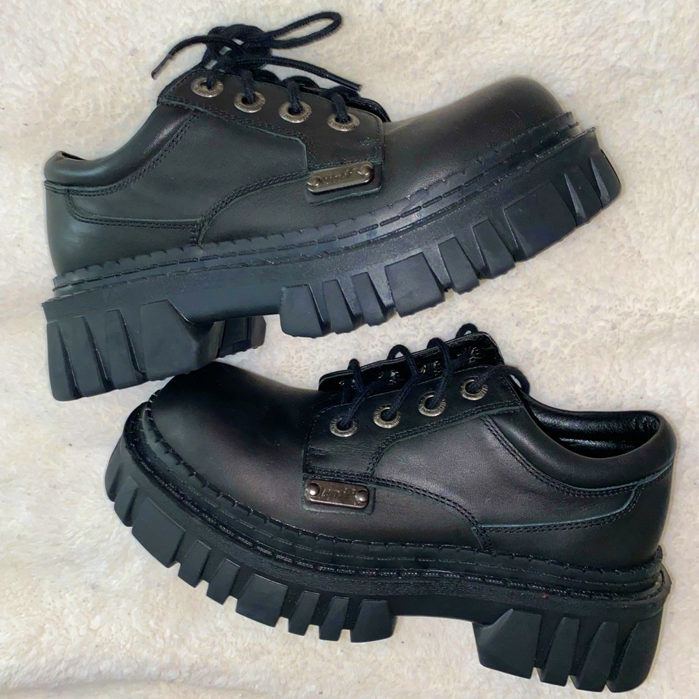 Unif trail shoes (size 5) Brand new unused